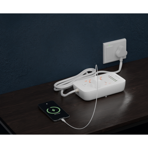 D-Link Power Strip with 4 AC Outlets, 5 USB & 1 Type-C Port – All-in-One Charging Solution